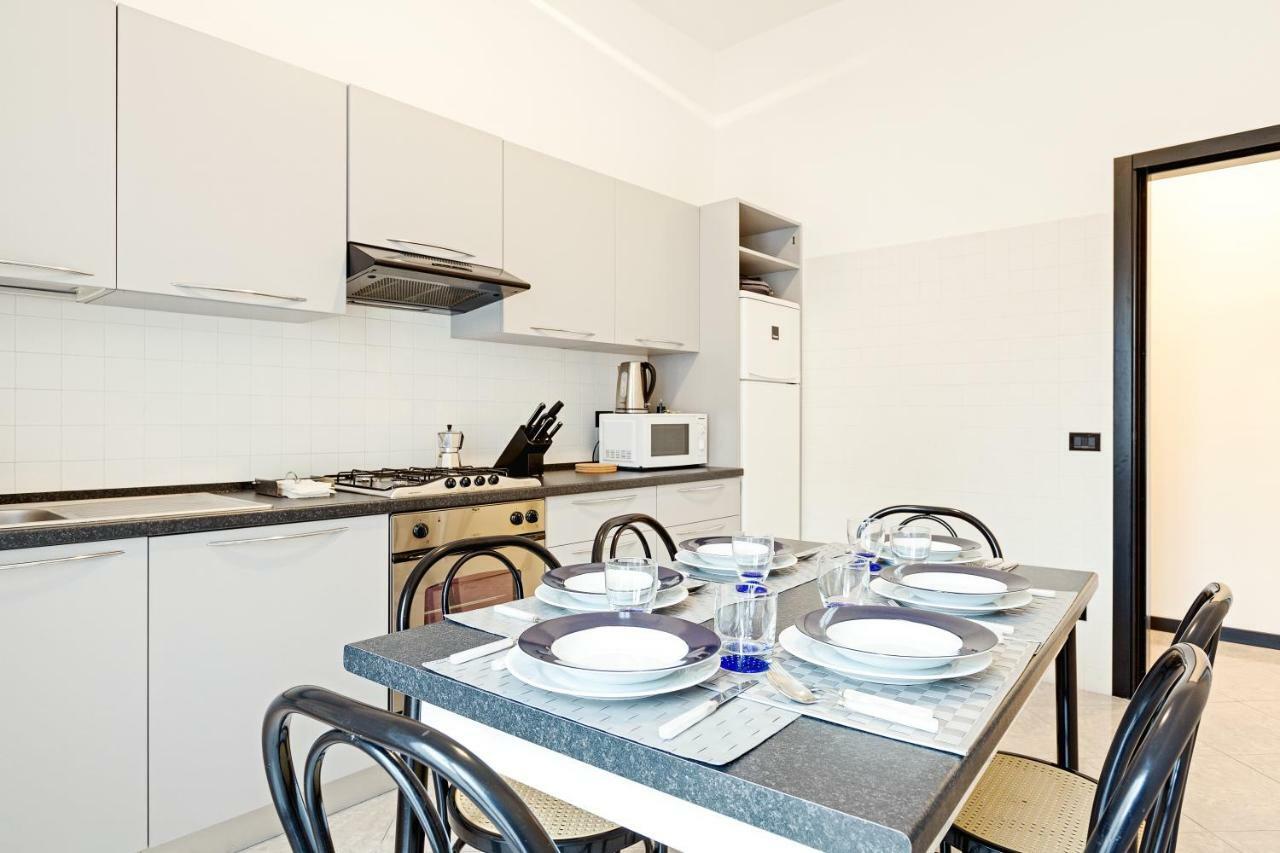 S. Maria Valle Central Roomy Flat มิลาน ภายนอก รูปภาพ